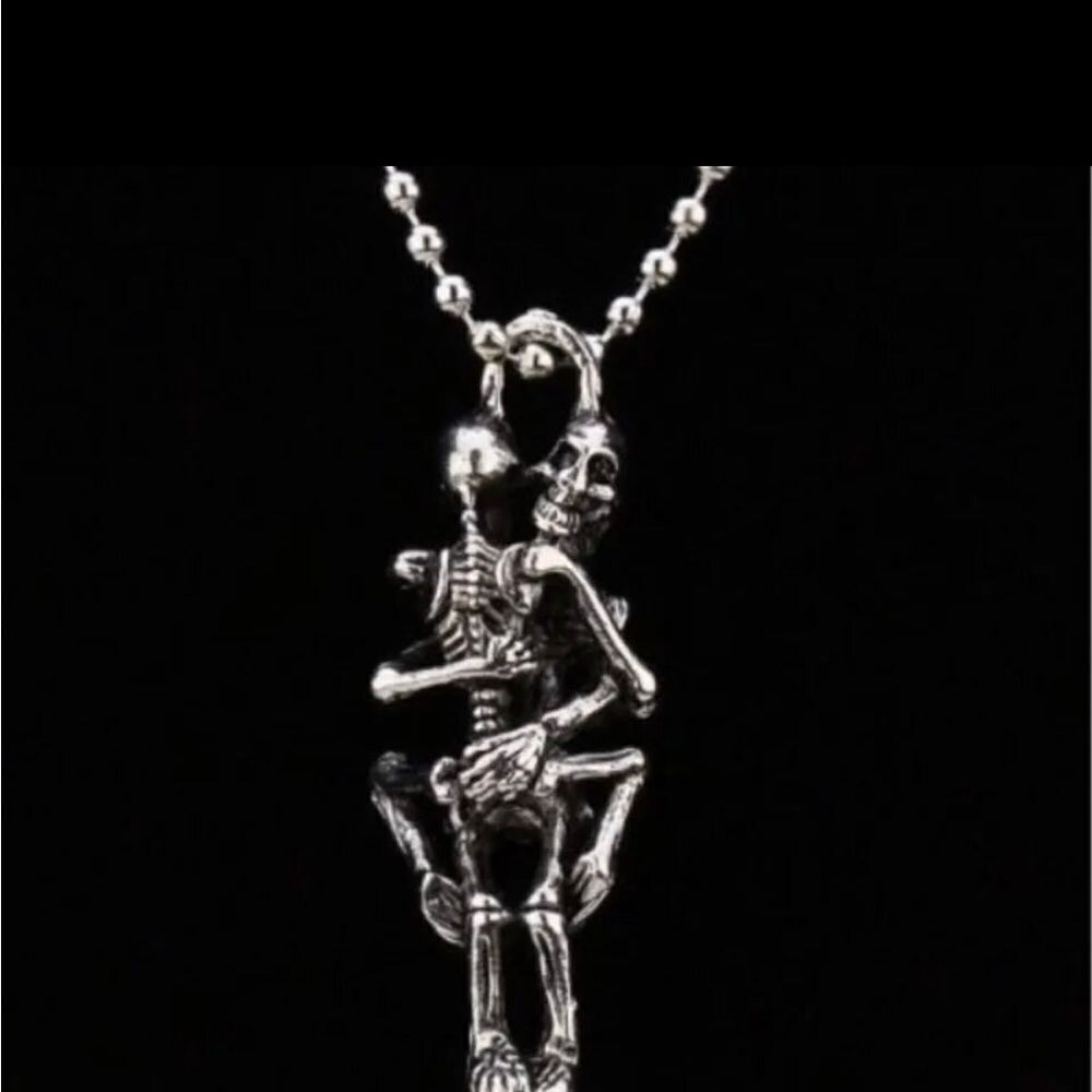 ‎LOVE FOREVER SKELETON NECKLACE - Picture 2 of 2
